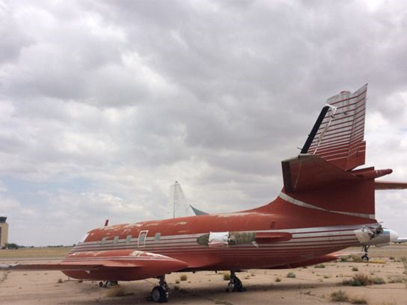 طائرة ألفيس بريسلي الخاصة على دوبيزل!